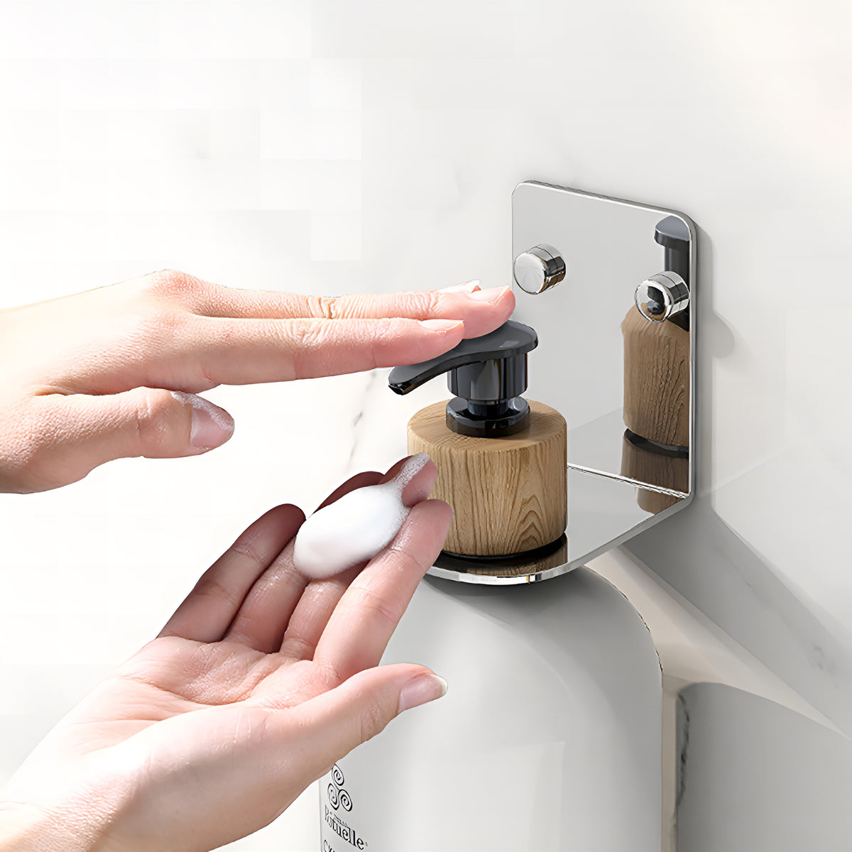 SoapDock™ – Suporte Premium para Dispenser de Sabonete