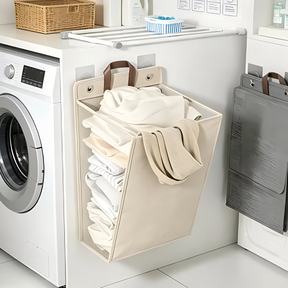 WallHamper™ – Cesto Dobrável de Parede para Roupas