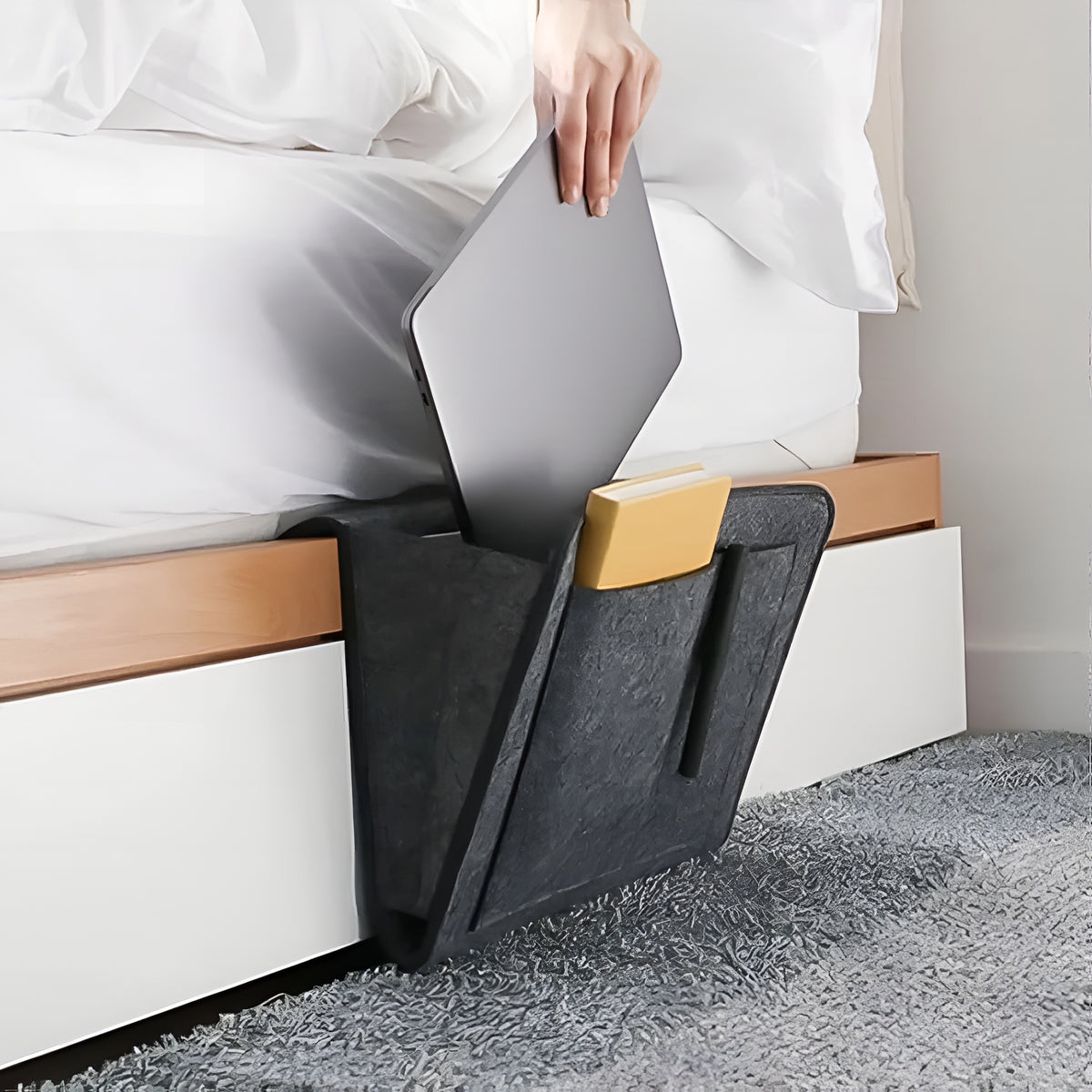 BedPocket™ – Organizador Premium de Cabeceira com Bolsos
