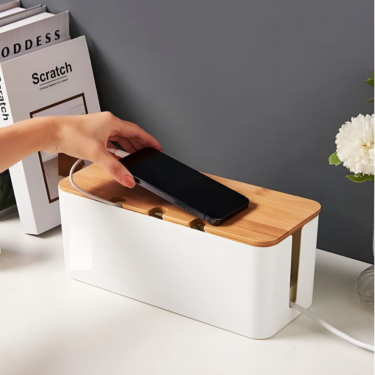 CableVault™ – Caixa Premium para Organização de Cabos