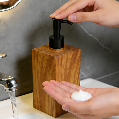WoodSoap™ – Dispenser Premium de Sabonete e Shampoo
