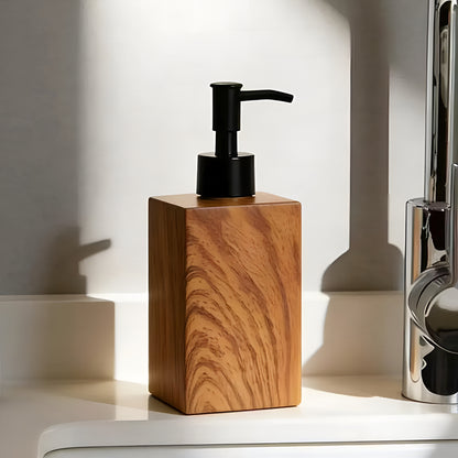 WoodSoap™ – Dispenser Premium de Sabonete e Shampoo