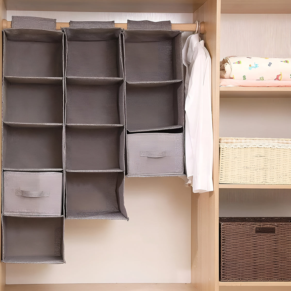 ClosetShelf™ – Organizador Suspenso Premium para Guarda-Roupa