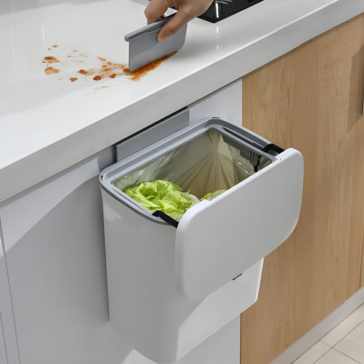 BinDock™ – Lixeira Suspensa Premium para Cozinha
