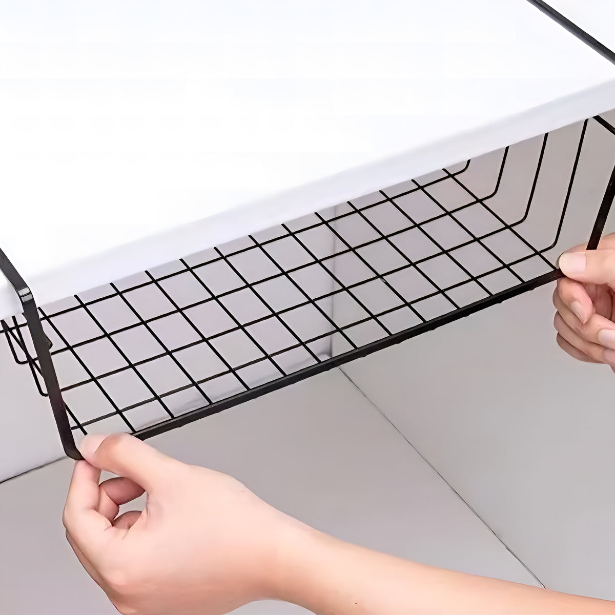 ShelfBasket™ – Cesto Suspenso Premium para Armários
