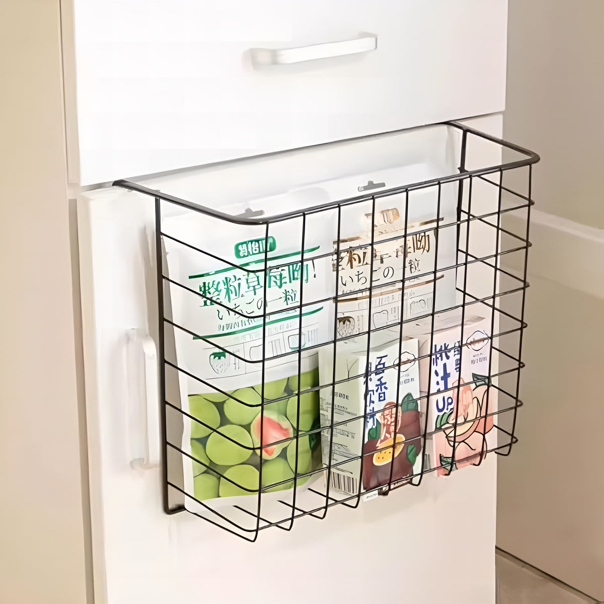 ShelfDock™ – Cesto Suspenso Premium para Armários